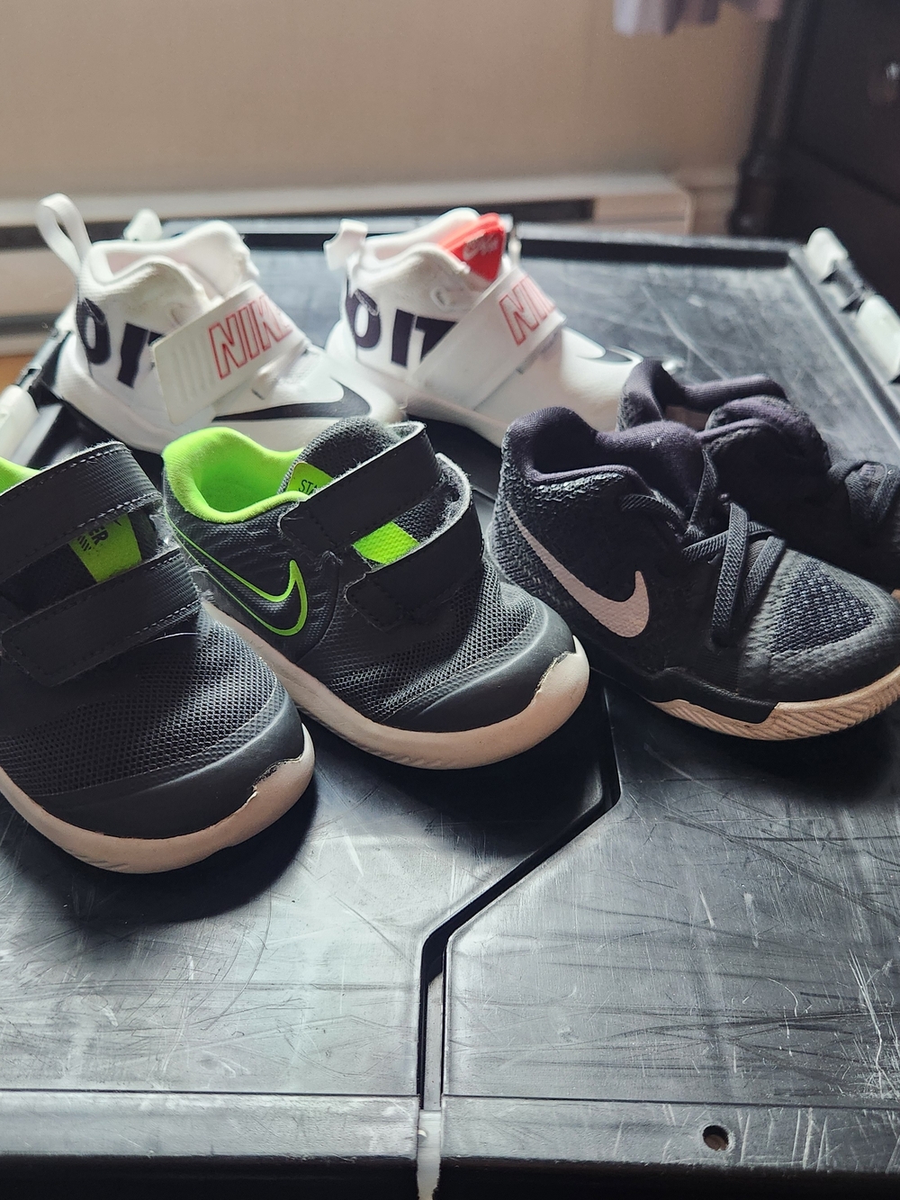 3 PAIRS NIKE KIDS SNEAKERS SIZE 5C